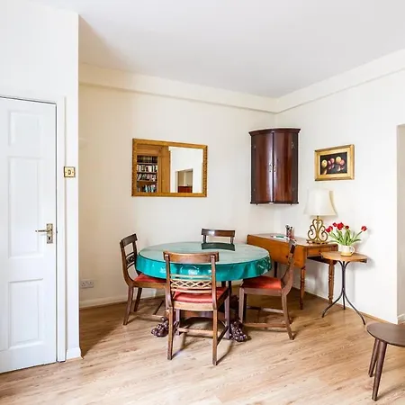 Appartamento Cosy Pimlico Retreat Londra Esterno foto